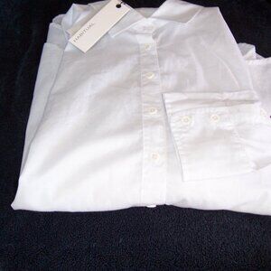 Habitual button down long sleeve shirt. Great to style from work to dinner. 100%